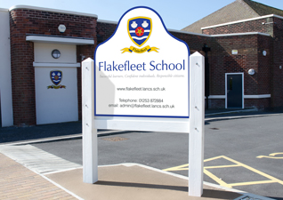 Glasdon Gateway site sign carrier for entrance way to school with school branding and name