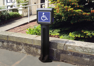 Infomster™ Bollard with side reflector displayed in a hotel car park