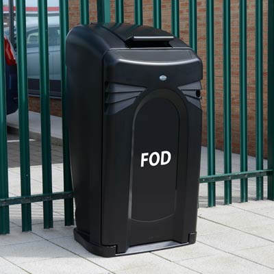 FOD 140 bin in black and yellow with closeable lid